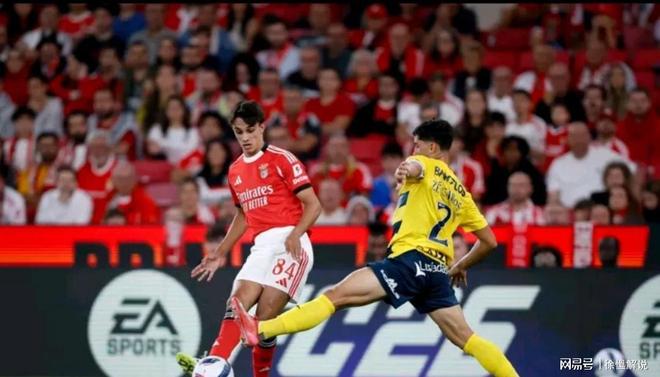 九游体育下载-包含里尔迎葡超关键赛，集结日迎来里程碑，悬念犹存，控场能力受关注的词条-九游体育下载